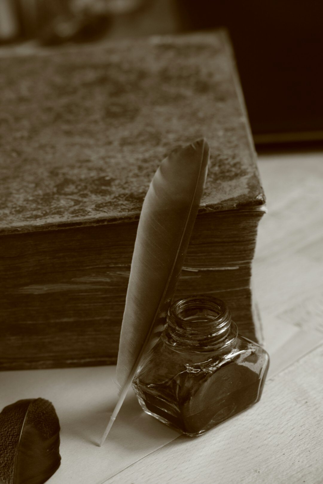 mystery author writing